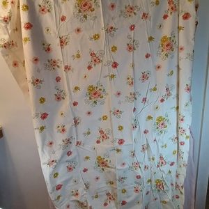 Vintage twin fitted sheet material roses daisy's
